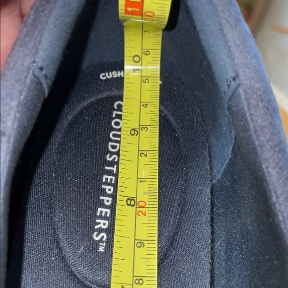 CLARKS | Cloudsteppers | Audreigh Eve Athleisure | Slip On | Blue Shoe| Size 9 - Picture 13 of 14
